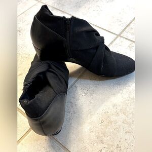 Impo stretch memory foam booties, black size 8